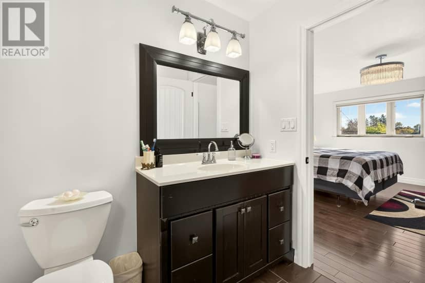 12 McNabb ST — photo 32 of 40