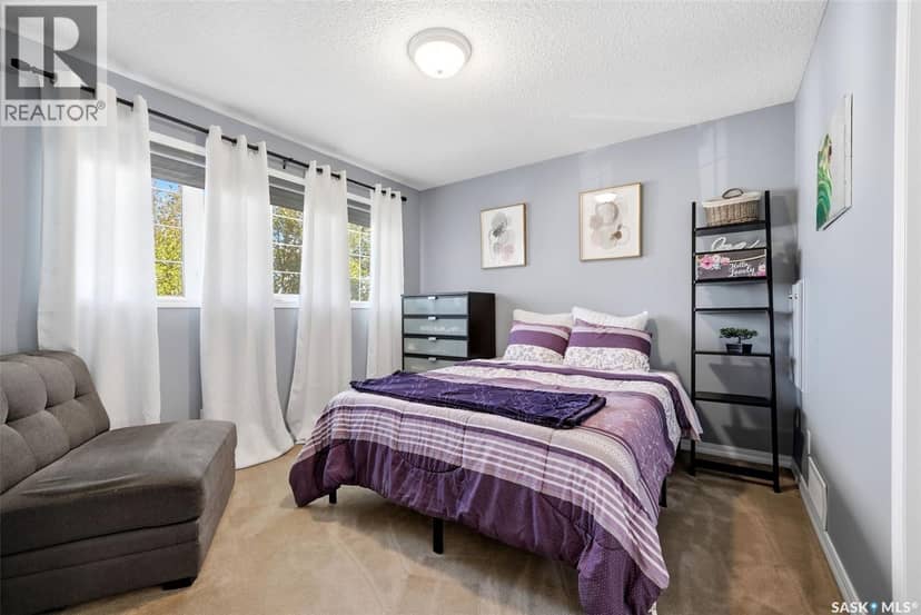 5188 Donnelly CRESCENT — photo 18 of 33