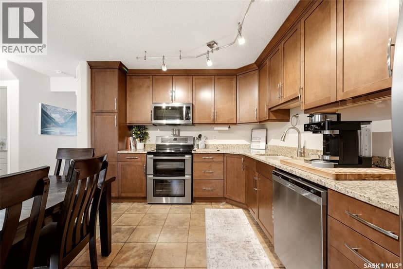 5188 Donnelly CRESCENT — photo 7 of 33
