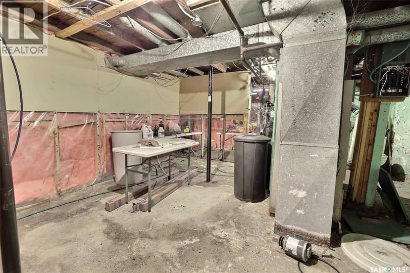 307 Missouri AVENUE — photo 19 of 23