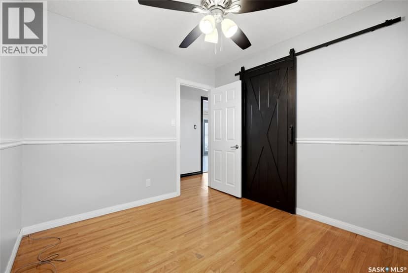 4523 England ROAD — photo 15 of 40