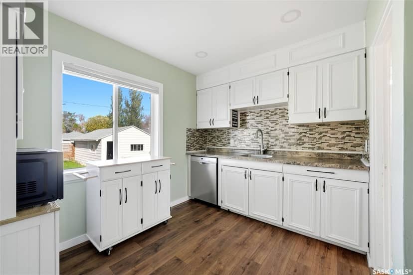3548 Allen AVENUE — photo 9 of 29