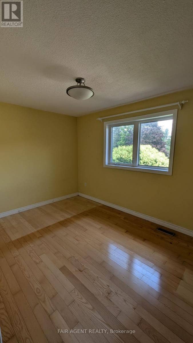 33 Maynard Drive — photo 19 of 40