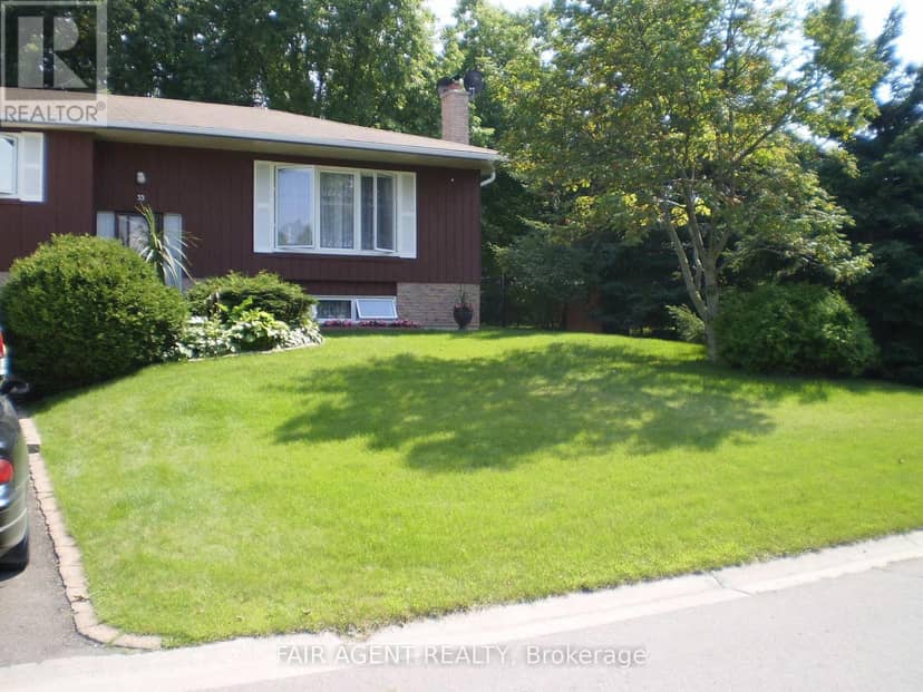 33 Maynard Drive, King, photo 2