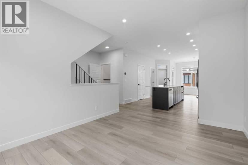 323, 81 Greenbriar Place NW — photo 12 of 35