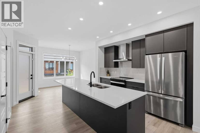 323, 81 Greenbriar Place NW, Calgary, photo 5