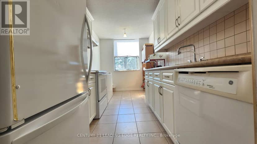 311 - 205 Hilda Avenue, Toronto, photo 8