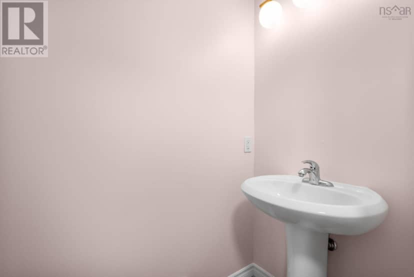 198 Nadia Drive — photo 15 of 31