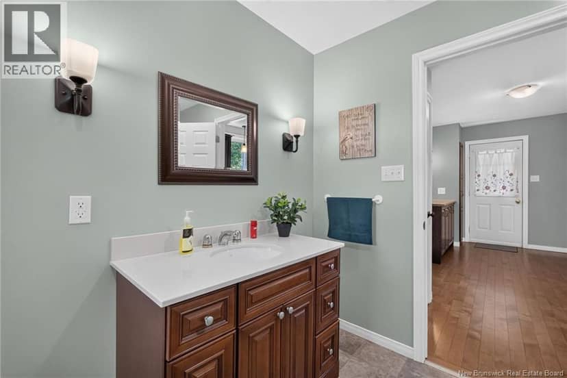 39 Saint-Oliver Road — photo 14 of 26