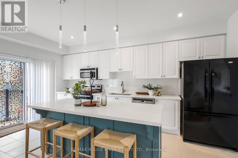 17 Devineridge Avenue, Ajax, photo 7