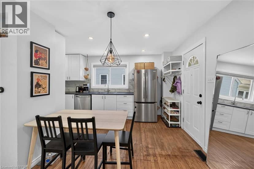 112 WILKES Street — photo 7 of 40