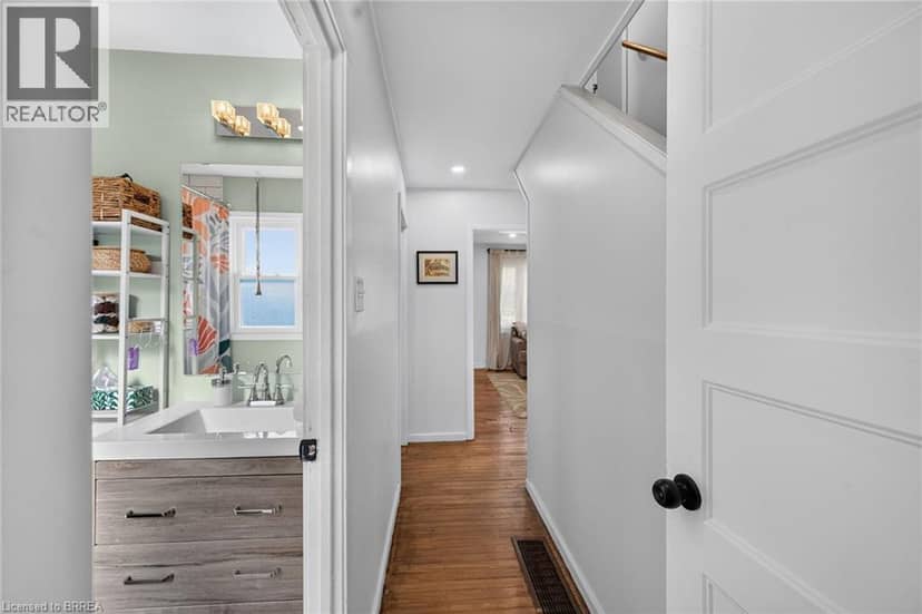112 WILKES Street — photo 26 of 40