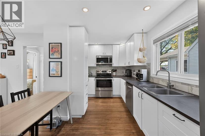 112 WILKES Street — photo 9 of 40
