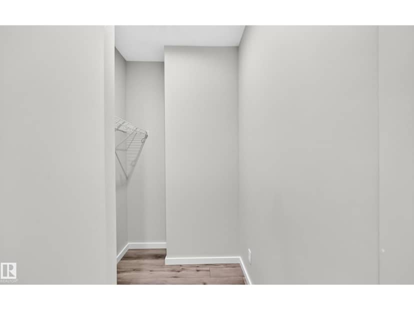 315 35 AV NW — photo 21 of 34
