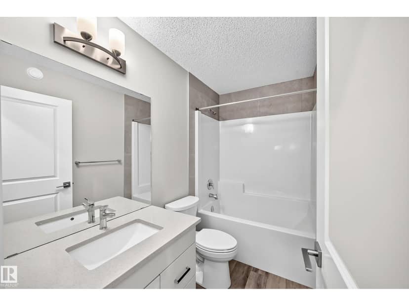 315 35 AV NW — photo 24 of 34