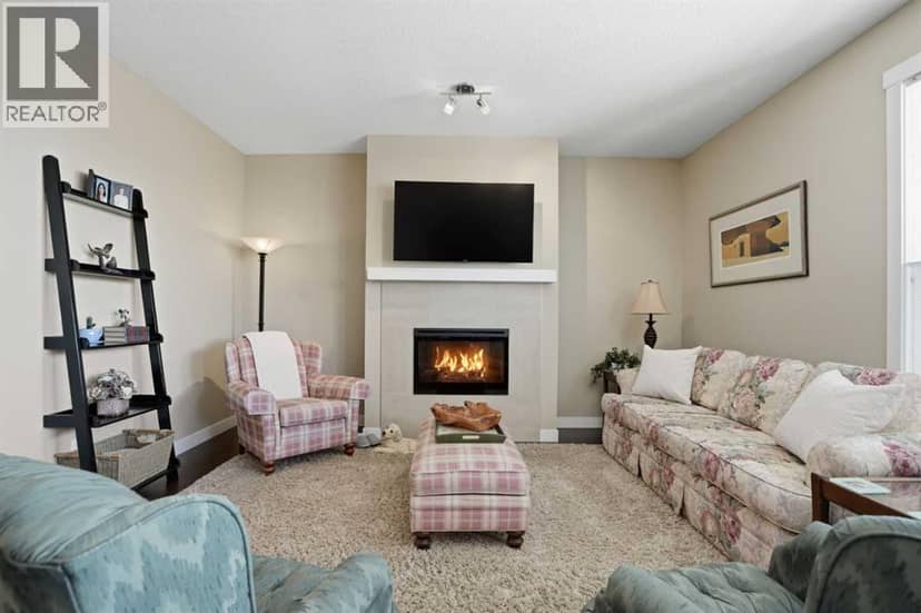 26 Cranbrook Villas SE — photo 10 of 40