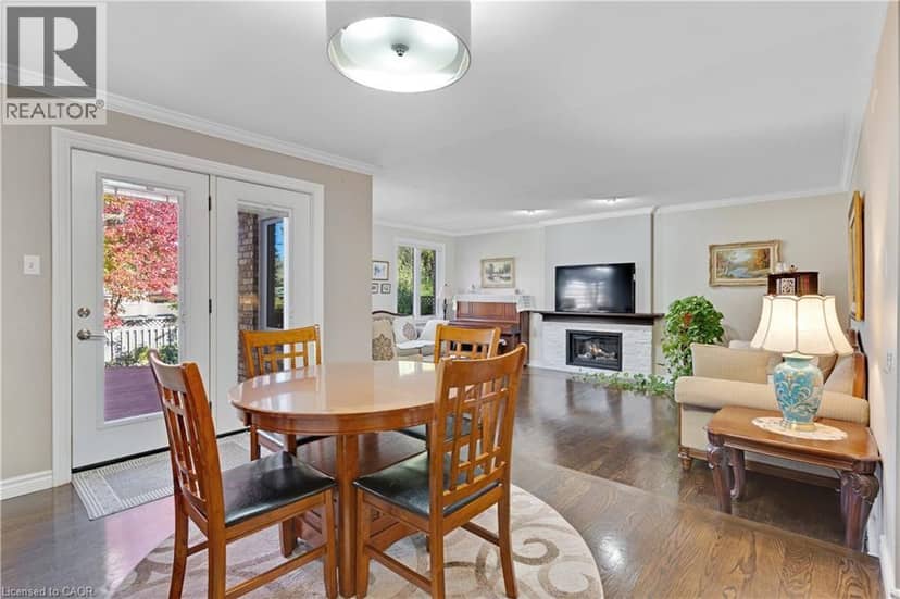 548 SANDBROOKE Court — photo 19 of 40