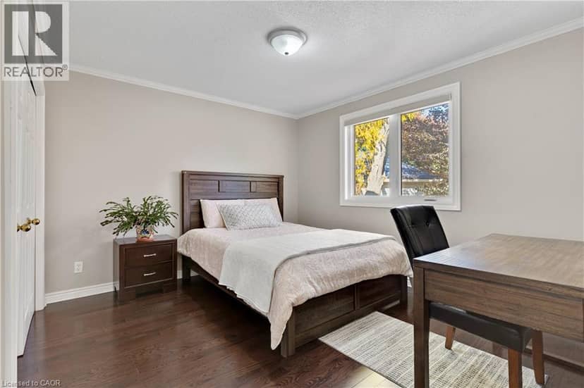 548 SANDBROOKE Court — photo 35 of 40