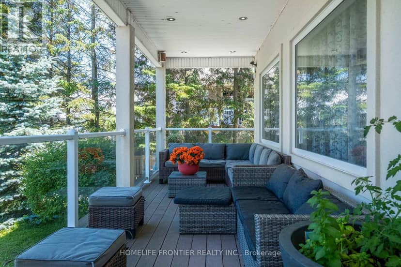 813 Lake Drive E, Georgina, photo 4