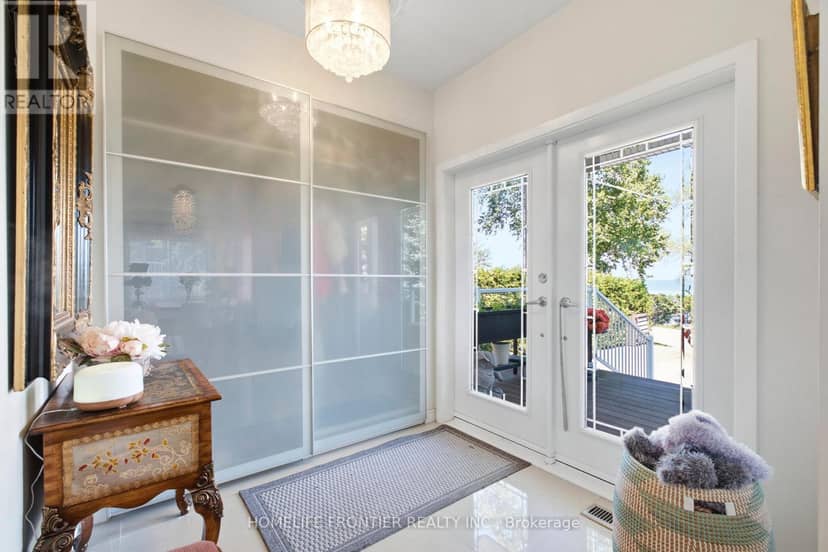 813 Lake Drive E, Georgina, photo 6