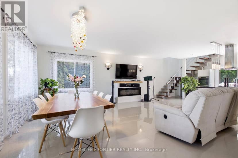 813 Lake Drive E, Georgina, photo 8
