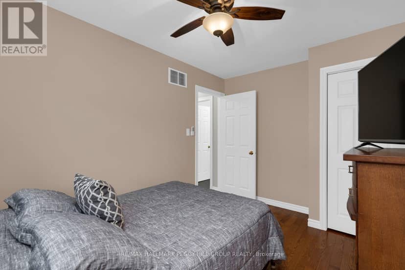 19 Vernon Street — photo 11 of 22