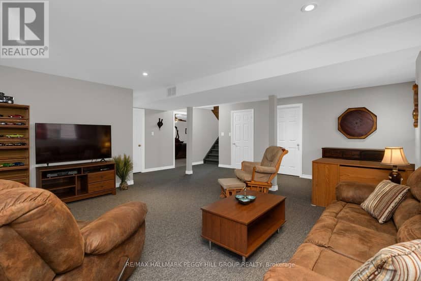 19 Vernon Street — photo 13 of 22