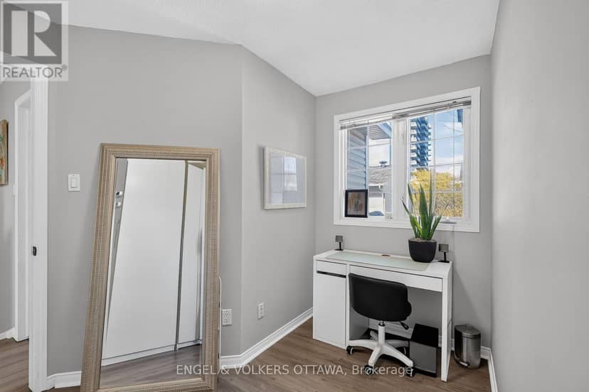 10 - 1160 Belanger Avenue — photo 17 of 25