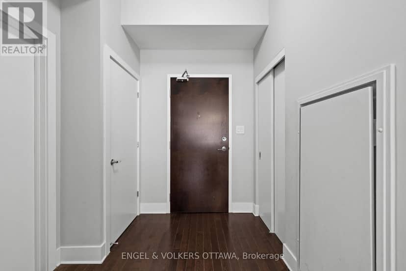 219 - 101 Richmond Road — photo 4 of 28
