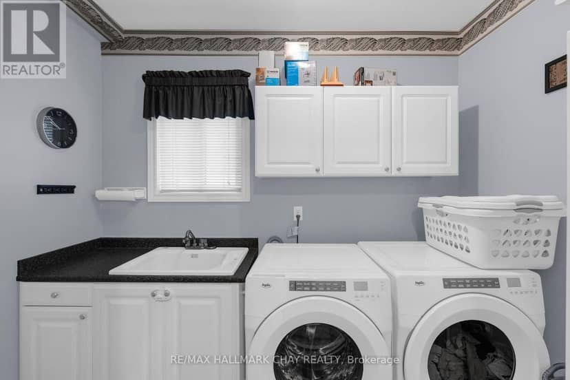 73 Brown Street — photo 18 of 40