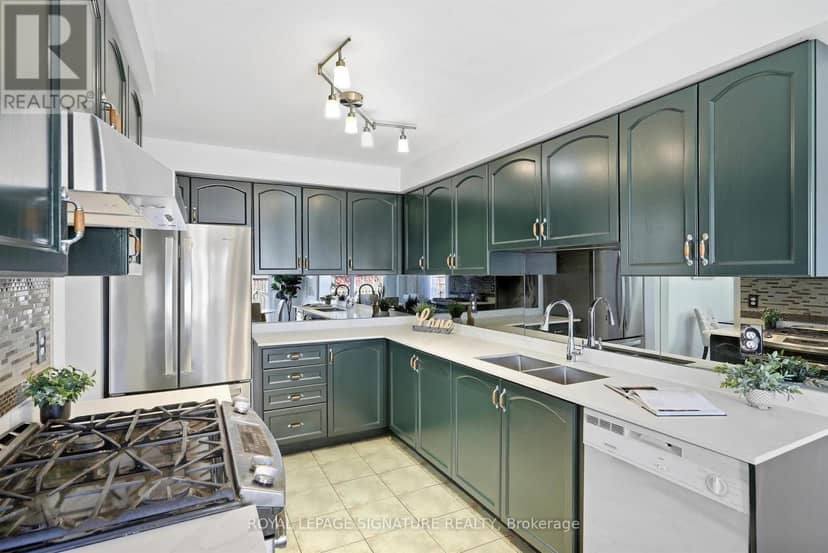 106 Heartleaf Crescent — photo 12 of 40