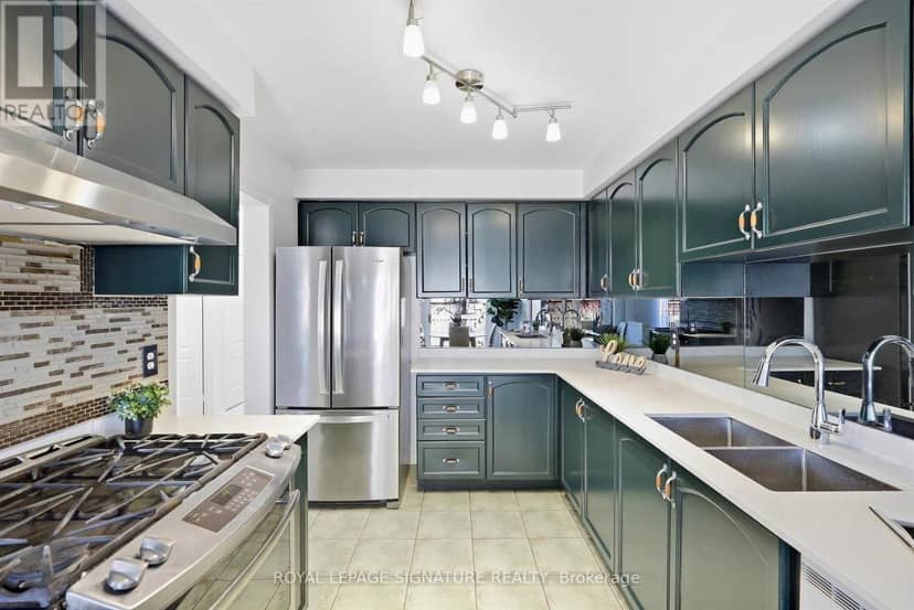 106 Heartleaf Crescent — photo 13 of 40