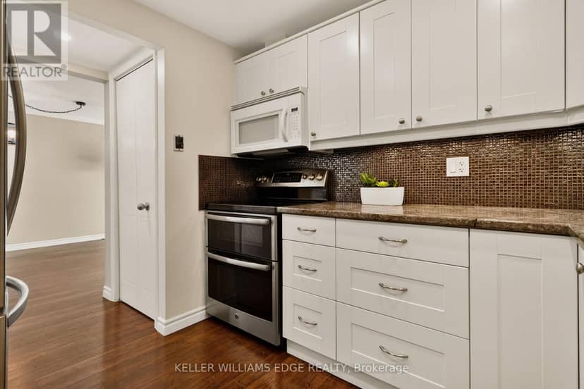 510 - 1225 North Shore Boulevard E — photo 16 of 40