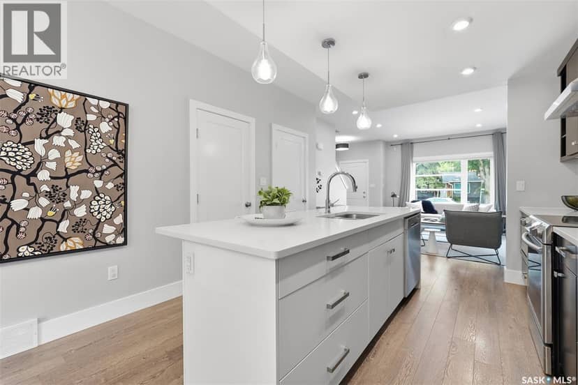 1513 Prince Of Wales AVENUE — photo 11 of 40