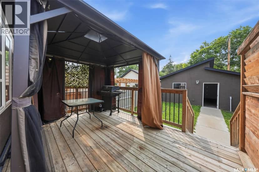 1513 Prince Of Wales AVENUE — photo 35 of 40
