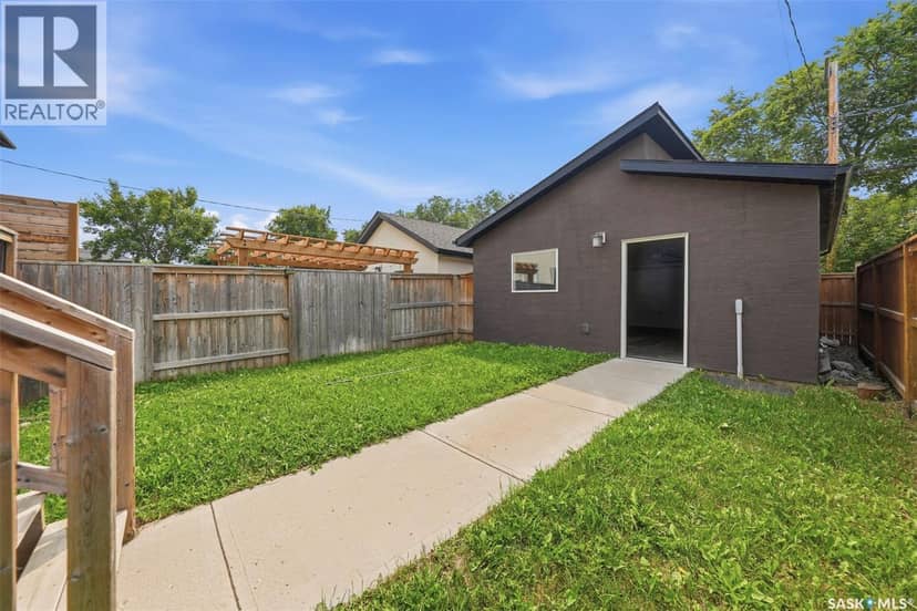 1513 Prince Of Wales AVENUE — photo 39 of 40