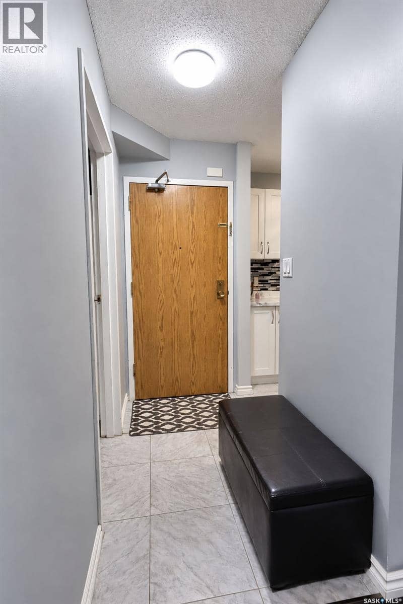 105 1580 Olive Diefenbaker DRIVE — photo 13 of 26