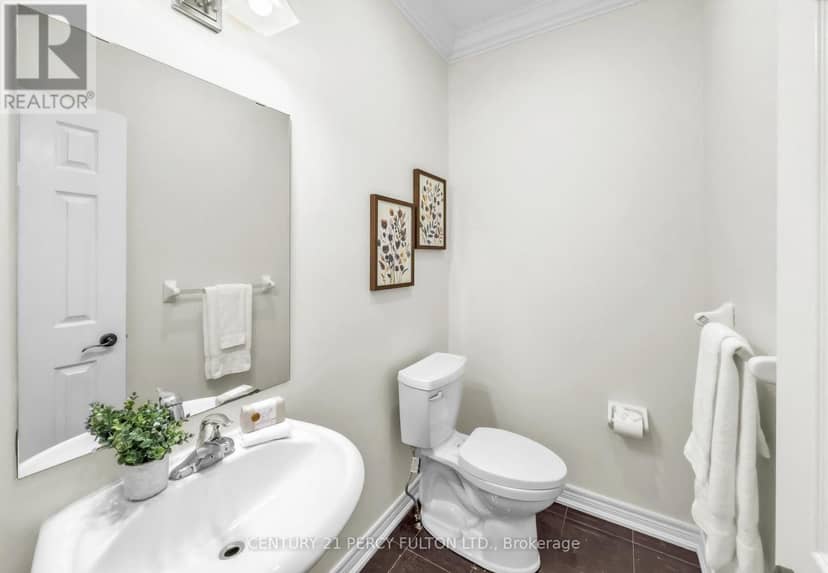 1811 Badgley Court, Oshawa, photo 8