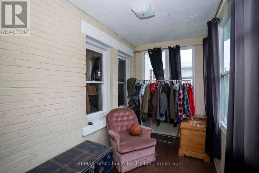 308 Archibald Street N, Thunder Bay, photo 3