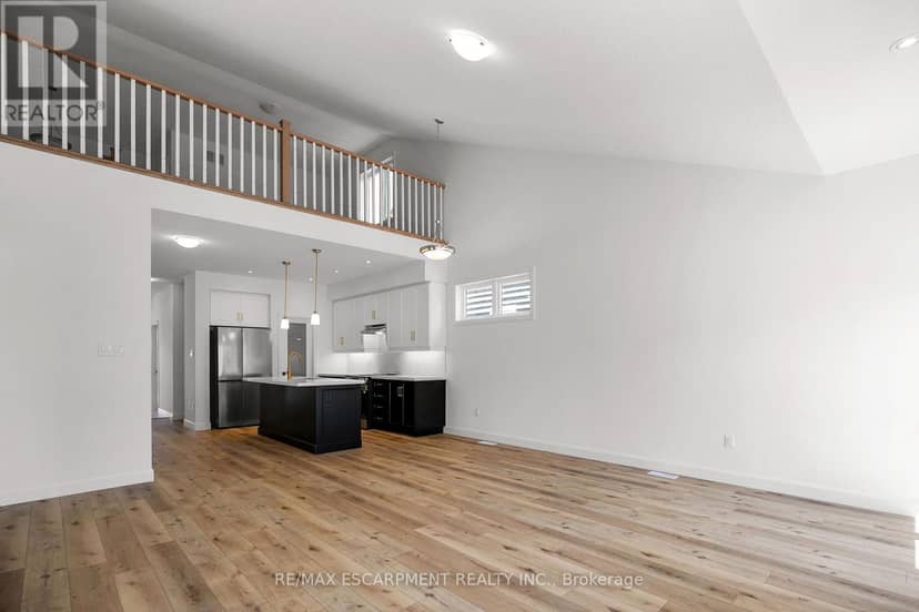 26 Beachwalk Crescent — photo 18 of 40