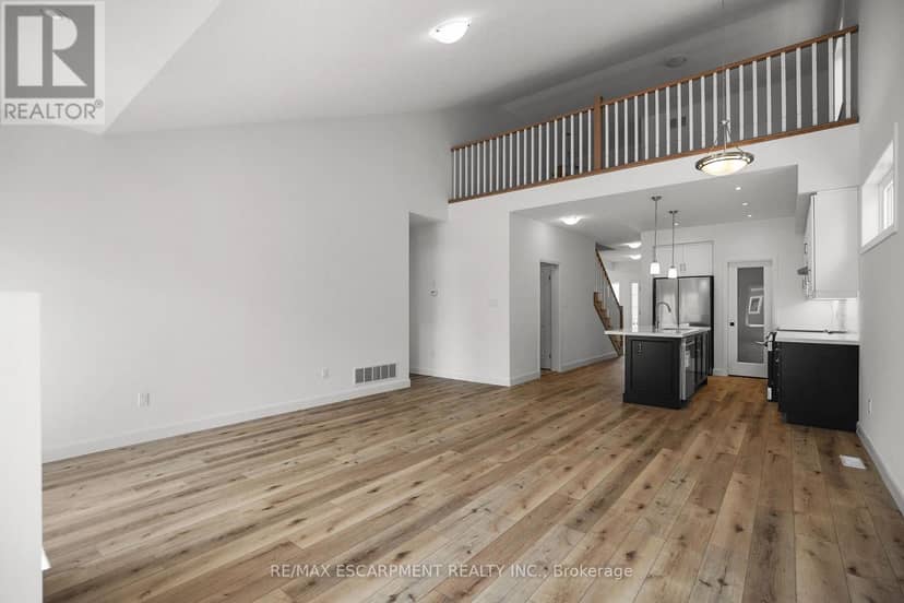 26 Beachwalk Crescent — photo 19 of 40