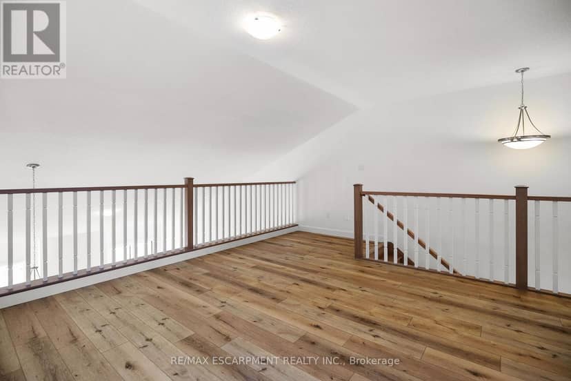 26 Beachwalk Crescent — photo 30 of 40