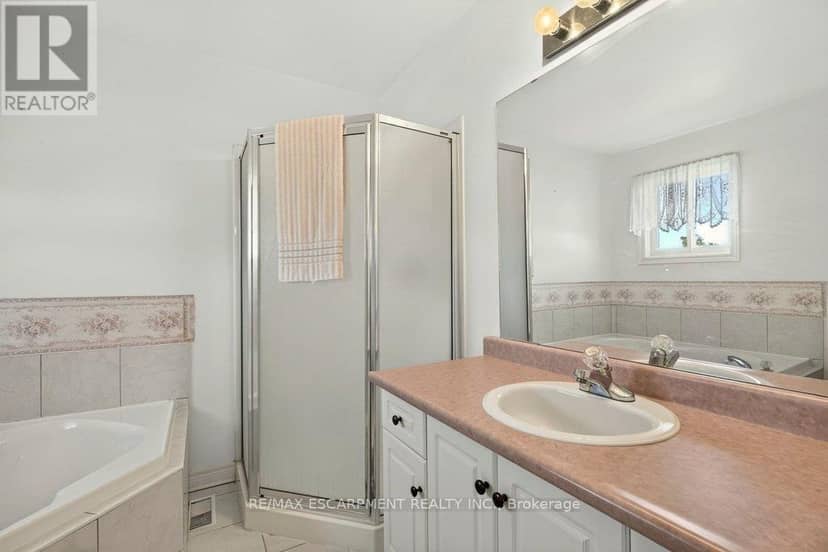 13 Chianti Crescent — photo 19 of 31