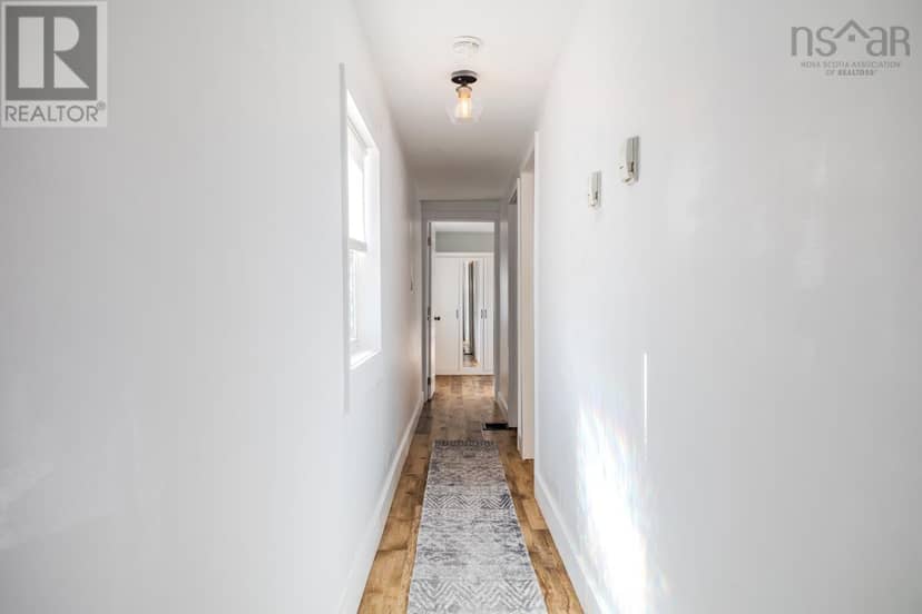 239 LITTLE DYKE Road — photo 16 of 40