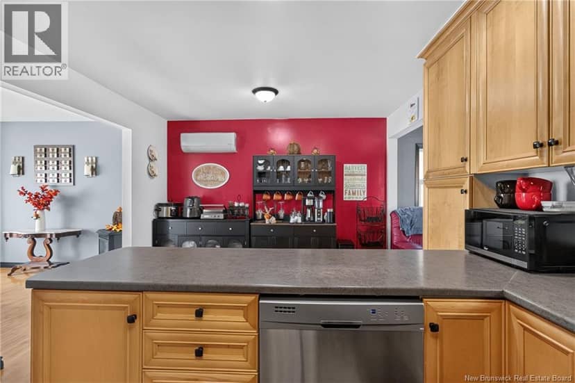 317 Montgomery Avenue — photo 12 of 40