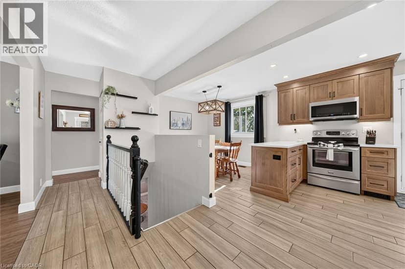 225 MACCRAE Drive — photo 17 of 40