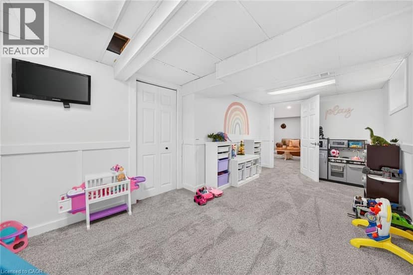 225 MACCRAE Drive — photo 30 of 40