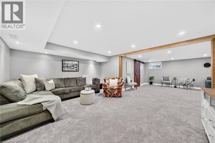 225 MACCRAE Drive — photo 33 of 40