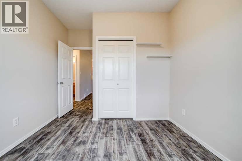 4, 125 Silkstone Road W — photo 21 of 29