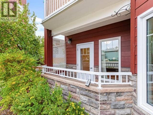 201-6100 6th Avenue, Whitehorse, photo 2